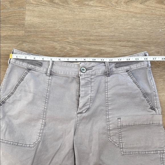 Hei Gray Cargo Shorts - Picture 4 of 6